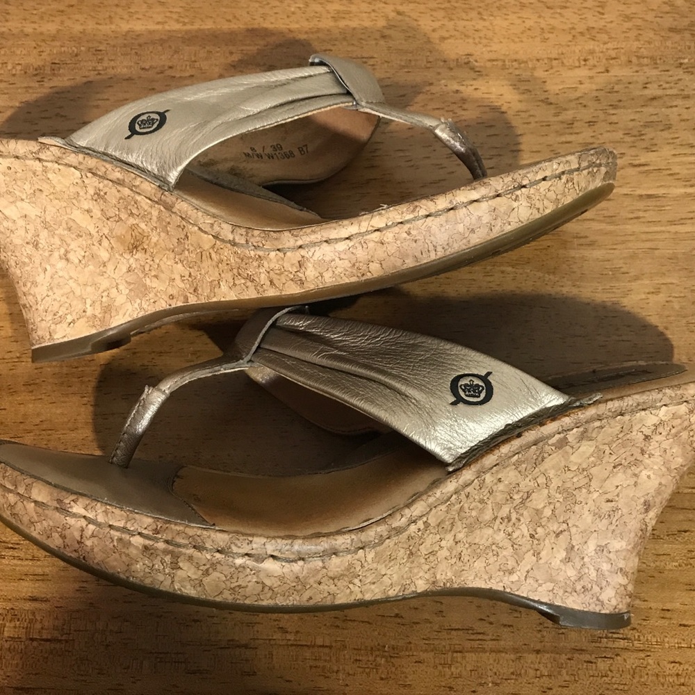 Born Gold Sandals